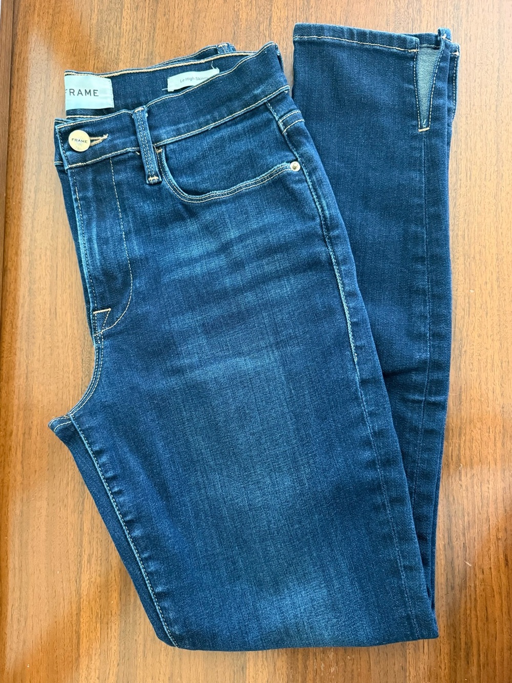 Frame Denim Le High Skinny Jeans in Dark Blue Wash